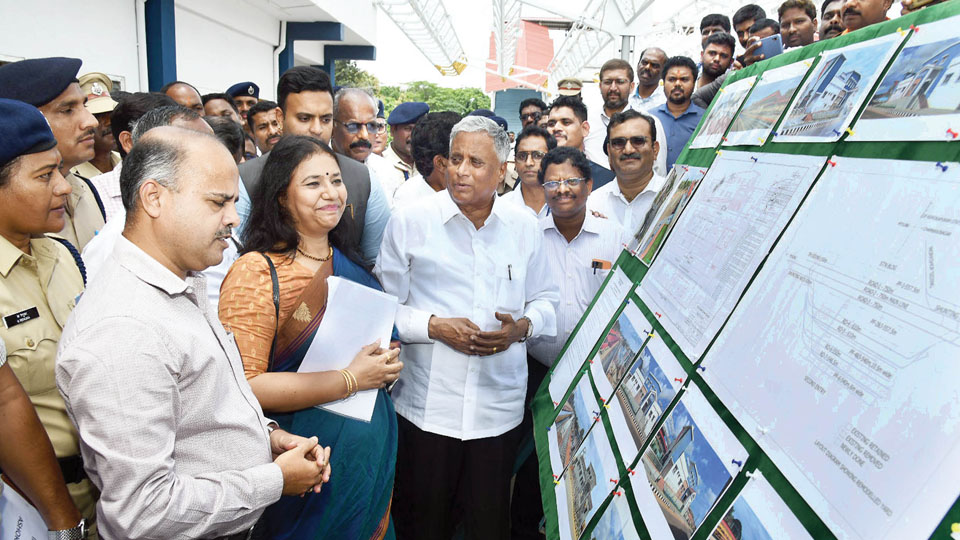 Railway Minister reviews projects in Mysuru