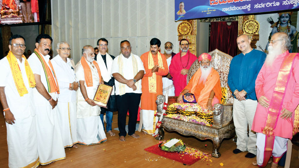 Hindus must desist from single child norm: Sri Ganapathy Swamiji