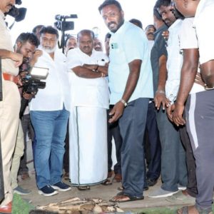 Violence during Ganesha idols procession: HDK visits Nagamangala