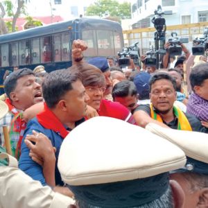 BJP workers’ bid to mob CM at ZP thwarted