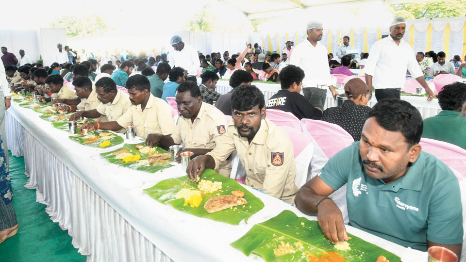 District Administration hosts breakfast for care-takers of Dasara elephants