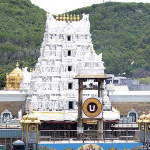 Row over Tirupati Laddu Prasada - Hindus must manage temples, not Government: Spiritual Gurus