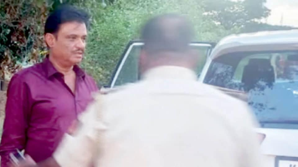 BJP MLA Munirathna arrested for threatening contractor