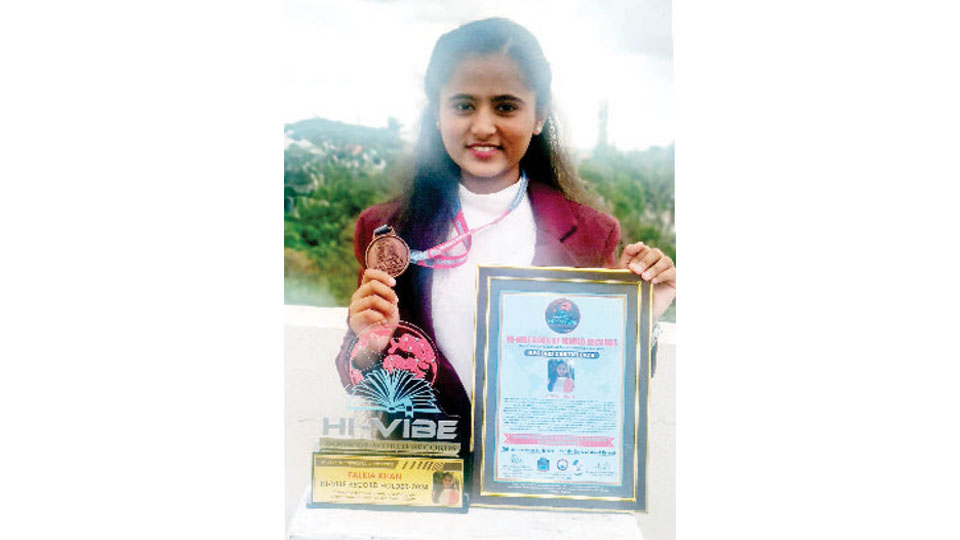 Falkia Khan enters Hi-Vibe Book of World Records