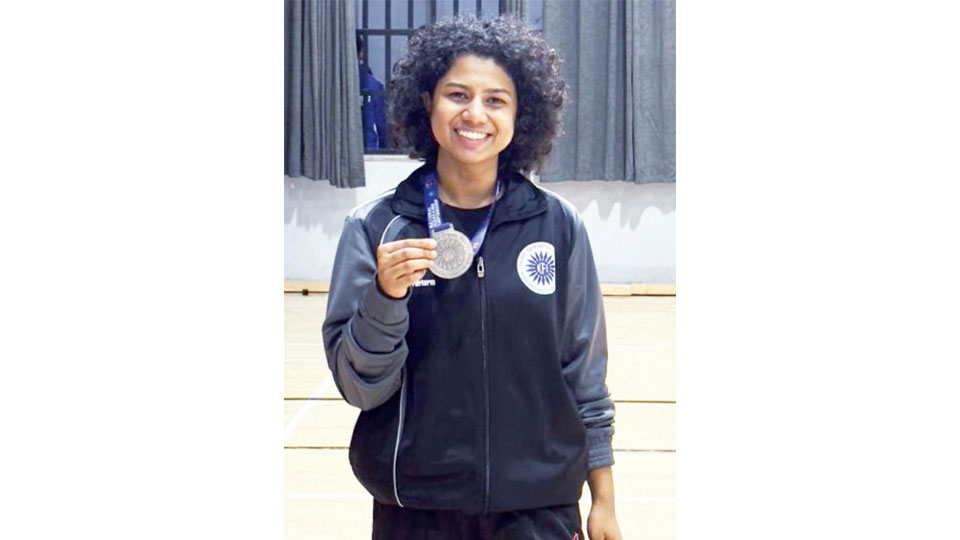 Bags Silver Medal at National Kickboxing Championship