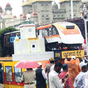 Tableaux showcase vibrant Karnataka