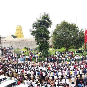 Rathotsava atop Chamundi Hill draws huge crowd