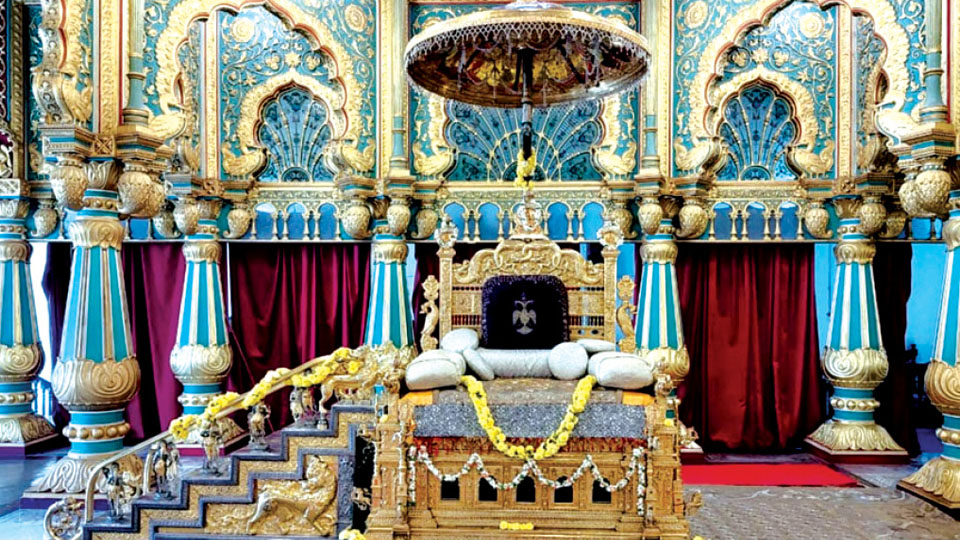 Golden Throne disassembled at Palace; locked in strong room