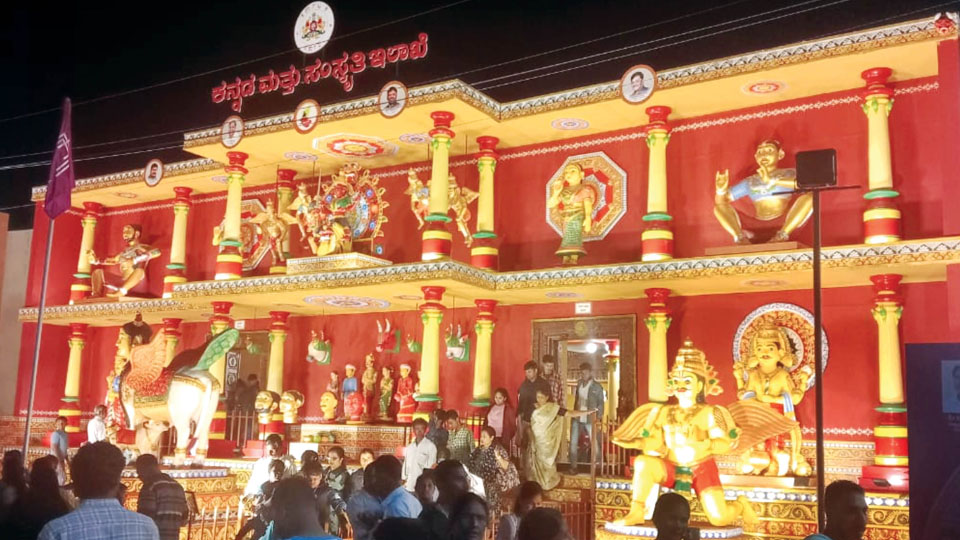 Kinnala art comes alive at Dasara Exhibition