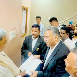 Advocates’ Forum submits memorandum to CM