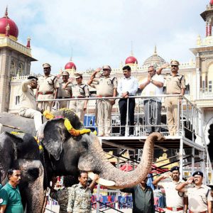 First round of Jumboo Savari rehearsal held at Palace