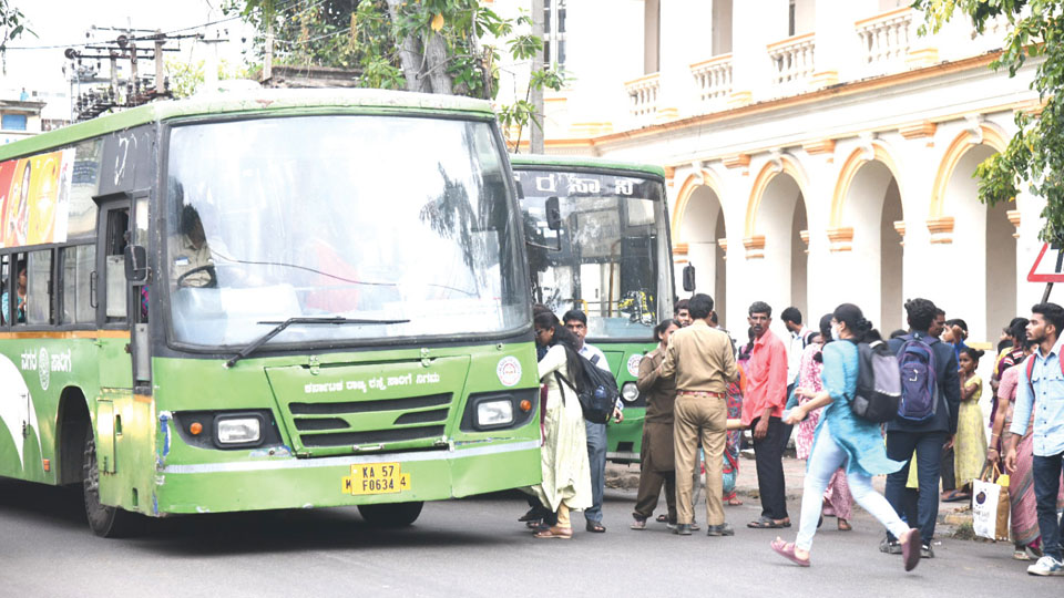 Change in operation of city buses catches passengers off-guard