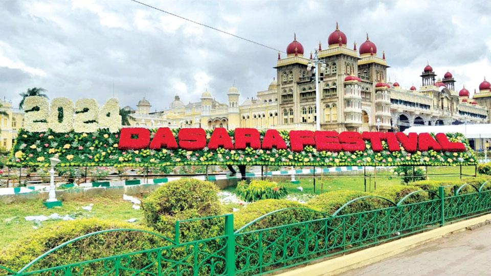 Floral attractions bloom at Mysore Palace