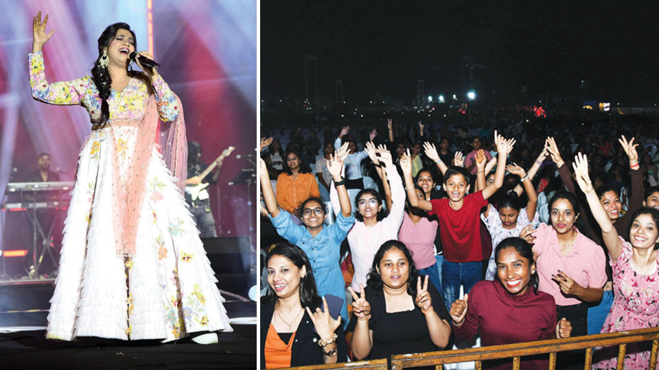 Yuva Dasara – 2024: Shreya Ghoshal’s crooning leaves audience wanting more