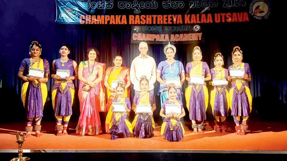 Odissi, Bharatanatyam at Champaka Utsava