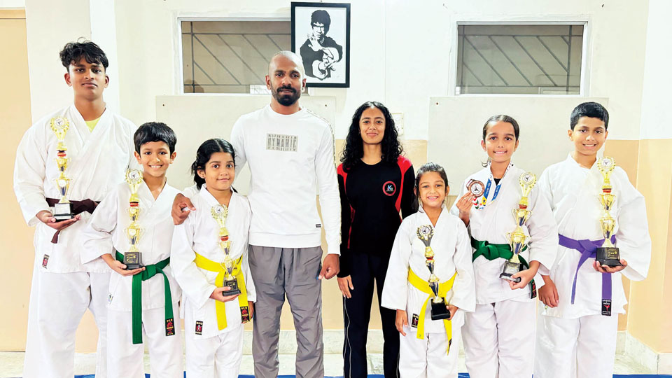 Prize-winners of Inter-School Karate Championship