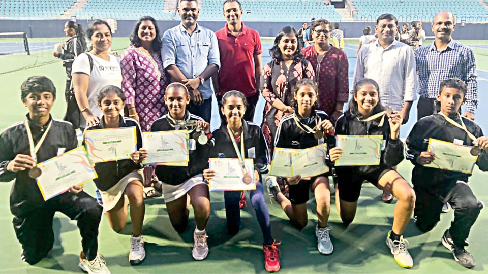 Mysuru Girls Tennis Team wins bronze in Mini Olympics