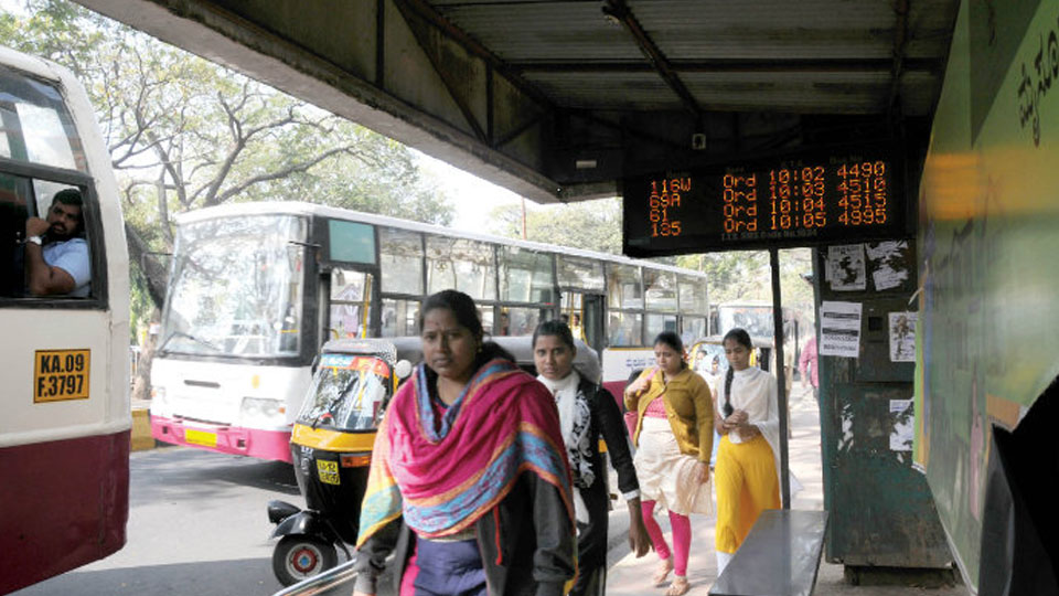 Provide lighting facility at bus shelters in Yadavagiri