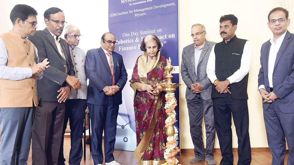 Seminar on ‘Robotics and its Impact on Finance Professionals’ held