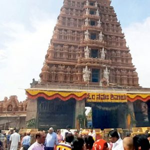 Last Karthika Masa Puja rituals: Devotees throng Nanjangud temple