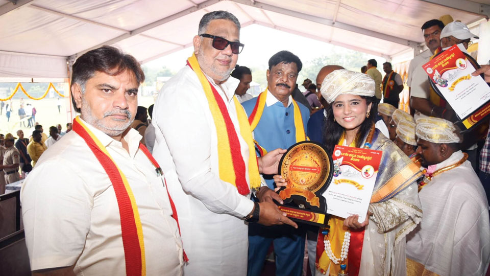 Falkia Khan, the youngest District Rajyotsava awardee