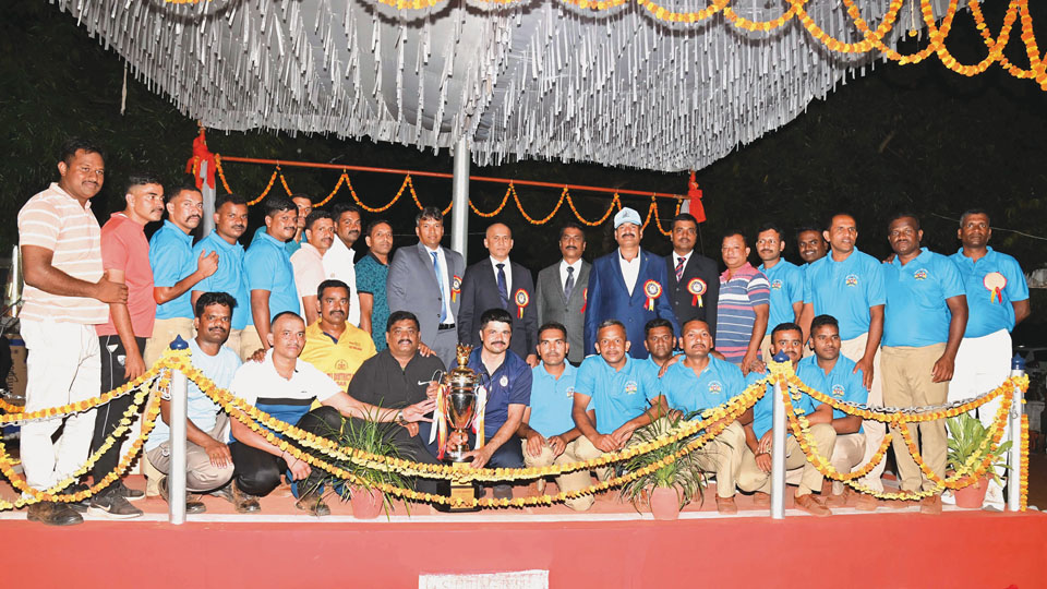 Mysuru District Police Annual Sports Meet concludes: DAR Police Overall Champs