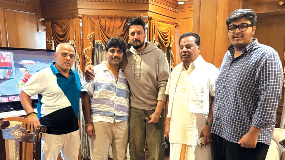 ‘Kiccha’ Sudeep meets Sandesh Nagaraj