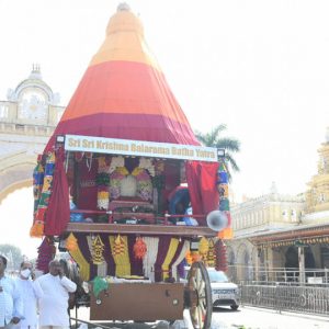 ISKCON Sri Krishna Balarama Ratha Yatra this evening