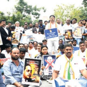 Congress protests against Amit Shah’s remarks