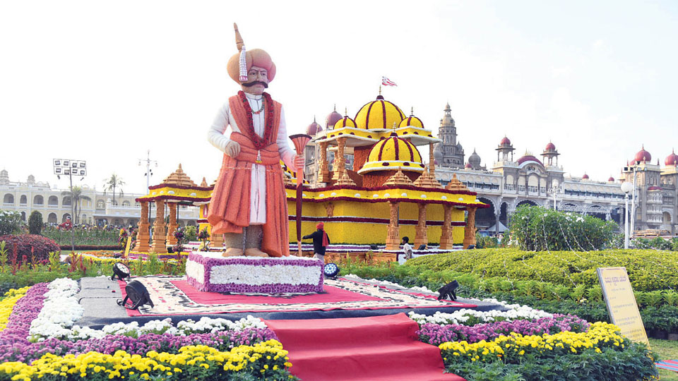 11-day floral grandeur opens at Mysore Palace