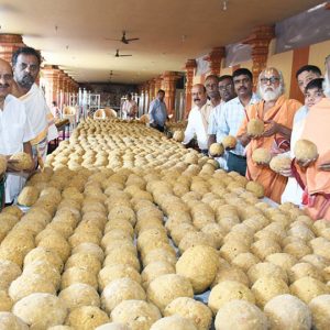 Two lakh laddus to be distributed to devotees on New Year day