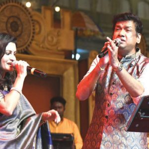 Singer Vijay Prakash adds glitter to Palace Flower Show