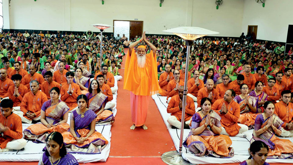 NRIs recite entire Gita at Kurukshetra