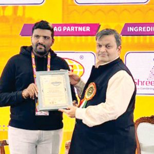 Shree Mahalakshmi Sweets bags 'Trendsetter of the Industry' Award