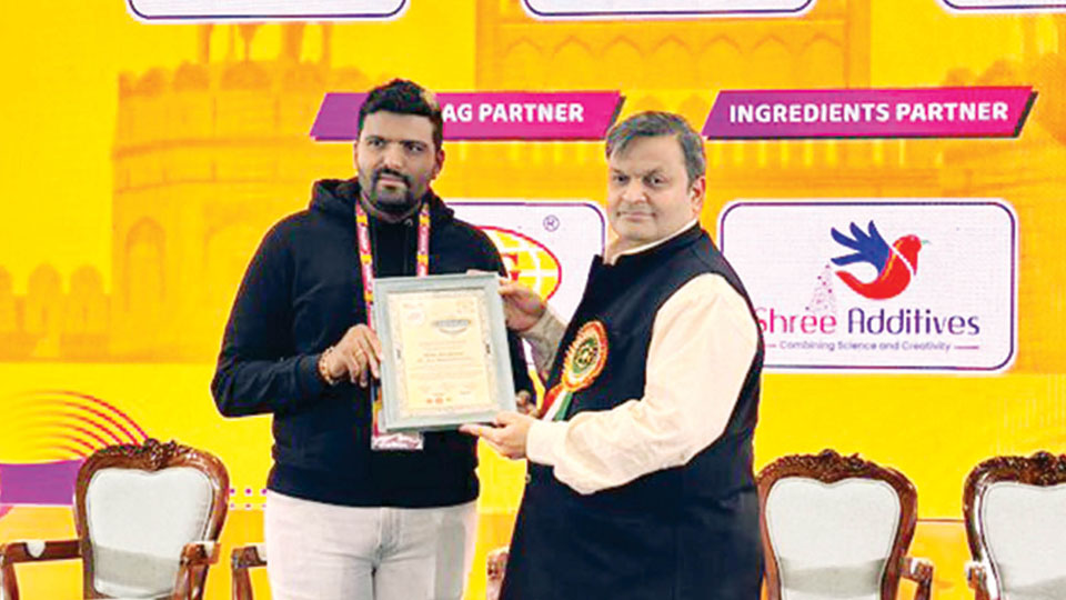 Shree Mahalakshmi Sweets bags ‘Trendsetter of the Industry’ Award