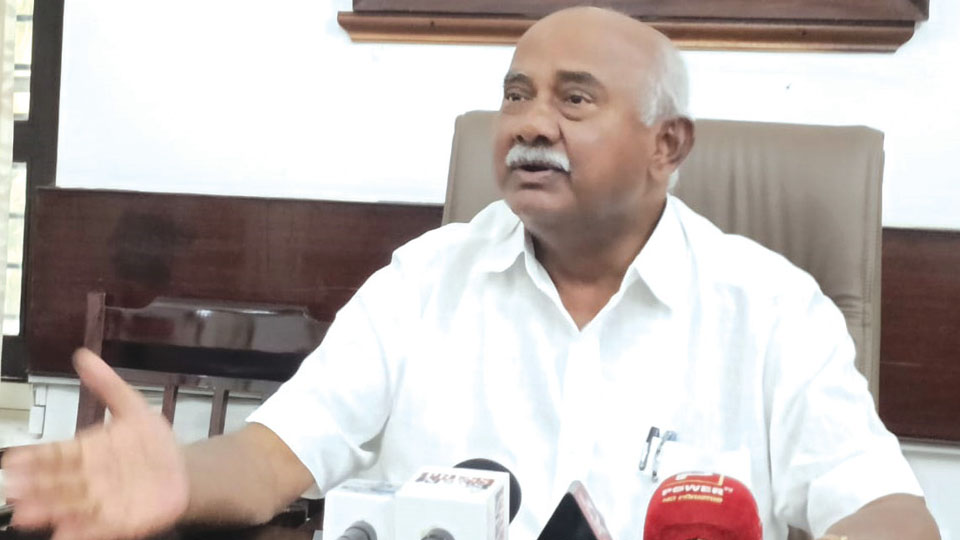 Lodge Police complaint against MUDA sites scam: Vishwanath