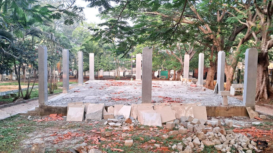 Jayanagar Park structure razed amid public outcry