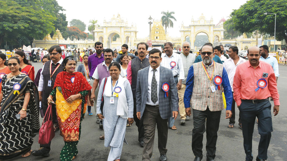 AIDS awareness jatha taken out in city