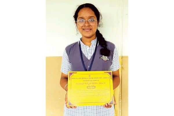 Excels in singing competition