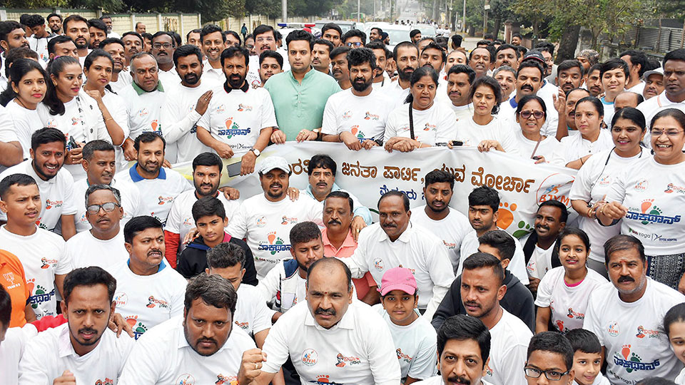 Walkathon marks National Youth Day in city