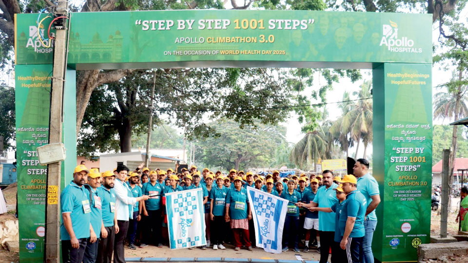 Apollo Climbathon 3.0: Hundreds ascend 1,001 steps of Chamundi Hill