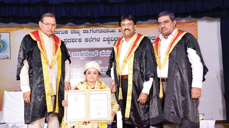 Music Varsity confers Hon. Doctorate on Dr. Sandhya Purecha