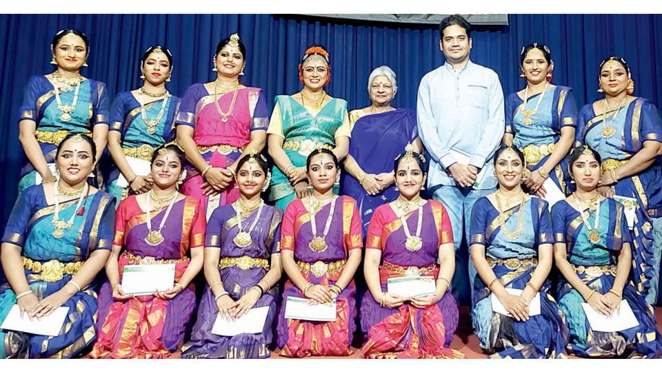 Vaishaakha edition of Champaka Rashtreeya Kalaa Utsava held