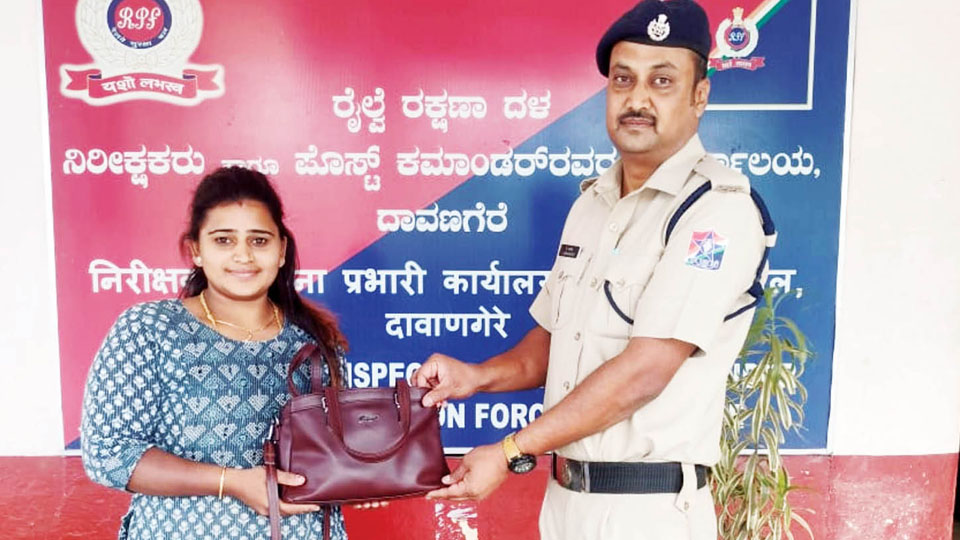 RPF Mysuru recovers bag with gold, gadgets worth Rs. 1.49 lakh