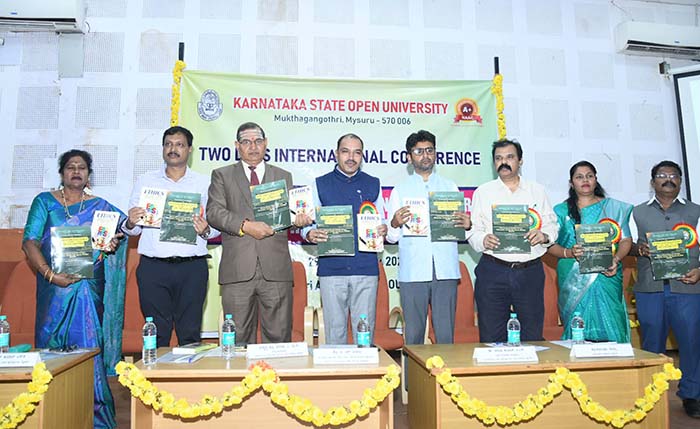 Ditch your phone, get a discount on your food bill