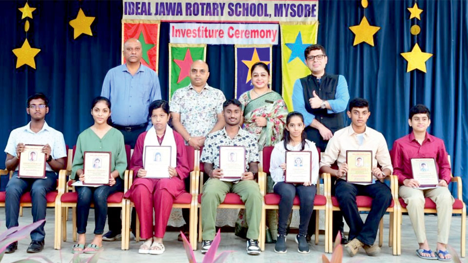 Ideal Jawa Rotary School Student Leaders