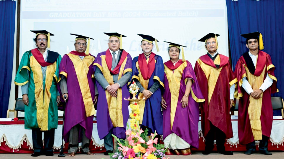 ‘Have a teacher, leader or mentor in life’