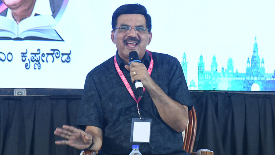 Even Siddaramaiah’s admirers will not appreciate this: Prof. Krishnegowda