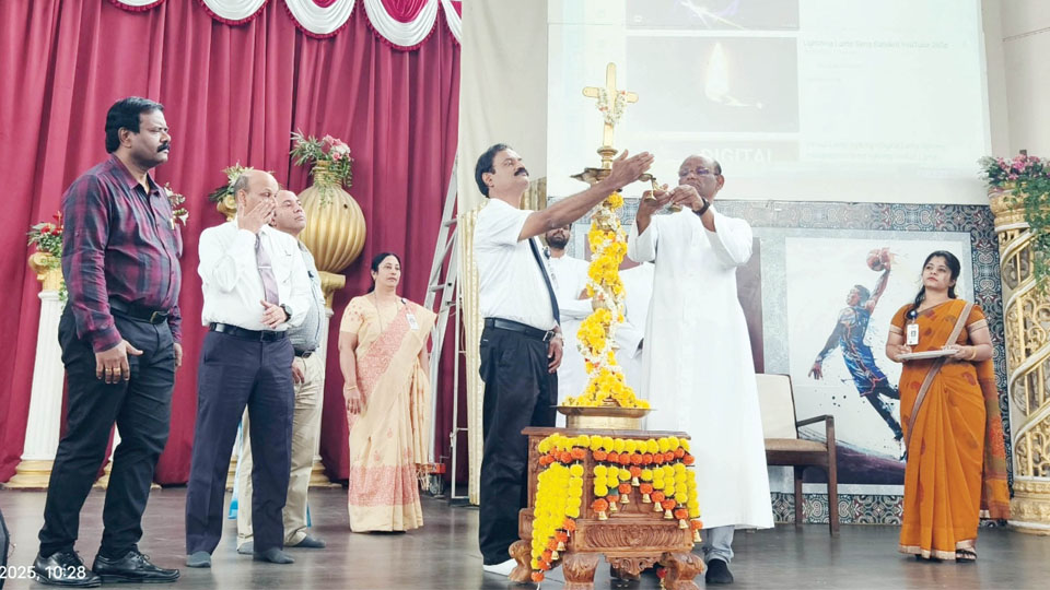 Vidyarambh session at St. Philos