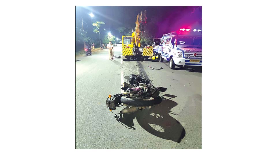 Head-on crash with crane kills 19-year-old student